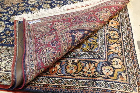 گیلان باید پایگاه فرش دست‌باف ابریشمی شود