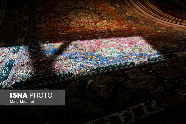 افتتاح بیست و ششمین نمایشگاه فرش دستباف ایران با حضور شریعتمداری وزیر صنعت و پزشکیان نایب رئیس مجلس
