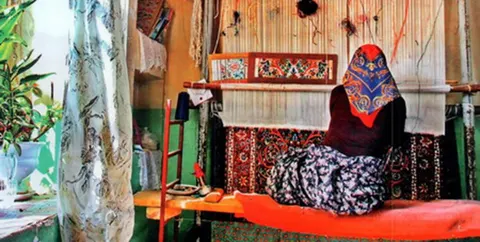 نداشتن بیمه مهمترین مشکل قالیبافان