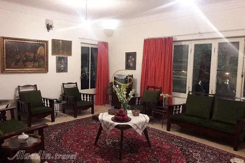 فرش دستباف در ادبیات معاصر