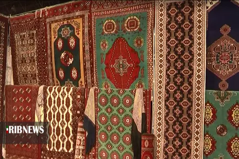 نقش هایی بر تار و پود یا نقش بر آب