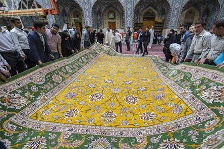 فرش دستباف نفیس اهدایی به حرم حضرت عباس (ع)