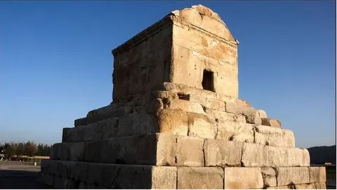 تور یک روزه تخت جمشید و پاسارگاد از شیراز