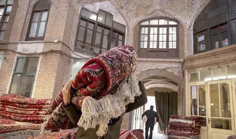 چله نشینی مشکلات در تاروپود فرش کرمان؛کار و بار فرش فروشان تخته شد