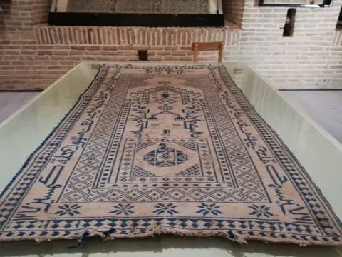 قصه زیلوی ۶۳۴ ساله میبد