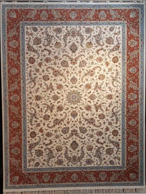 فرش طرح افشان کرم
