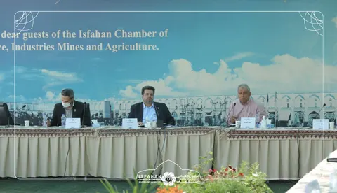 بررسی مشکلات و چالشهای پیش روی تولید کنندگان و صادرکنندگان فرش دستباف