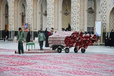 سالانه ۵۵ میلیون مترمربع از اماکن حرم رضوی مفروش و جمع آوری می‌شود