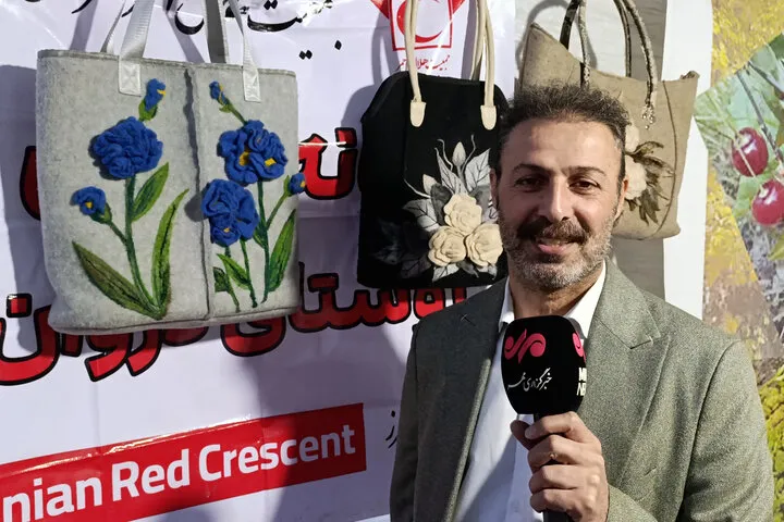 کچه‌بافی‌؛ کیف پشمی که می‌خواهد سوغات کرج شود