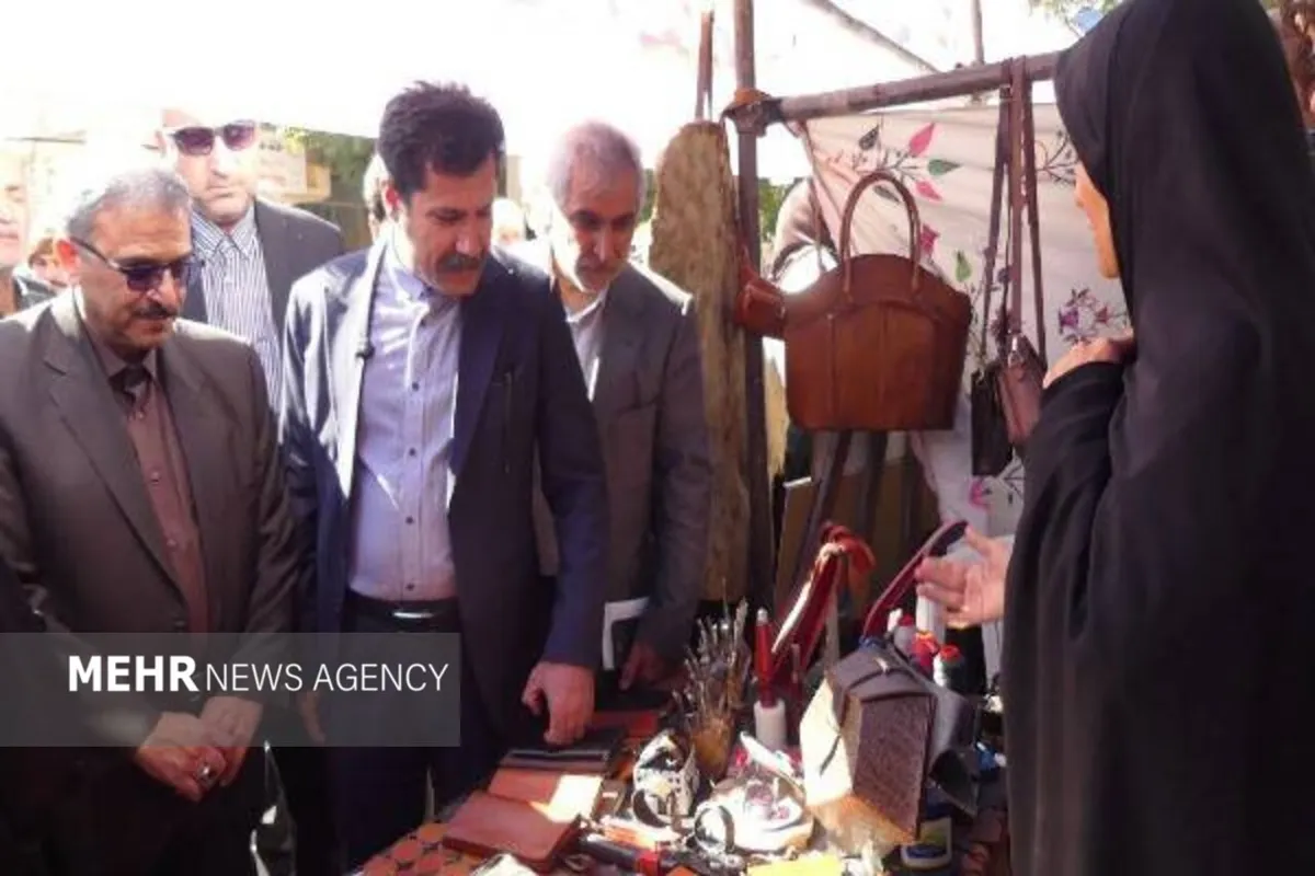 بازدید معاون رئیسجمهور از دهکده نساجی سنتی رویین اسفراین